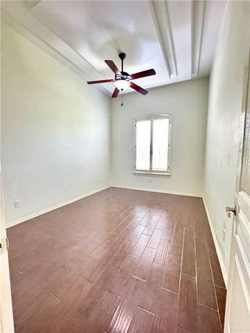2200 E 27th Street, Mission, TX 78572