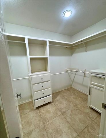 2200 E 27th Street, Mission, TX 78572
