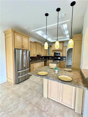 2200 E 27th Street, Mission, TX 78572