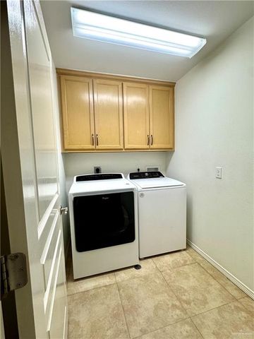 2200 E 27th Street, Mission, TX 78572