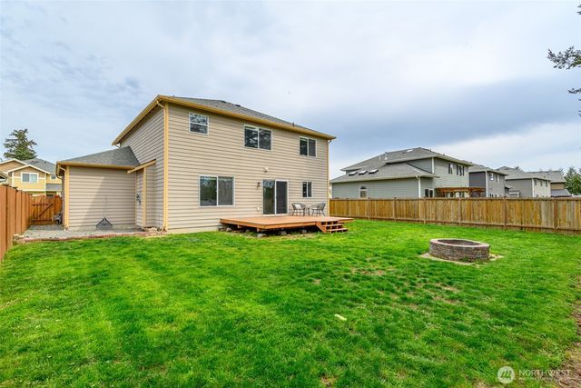 1077 NW Longview Drive, Oak Harbor, WA 98277