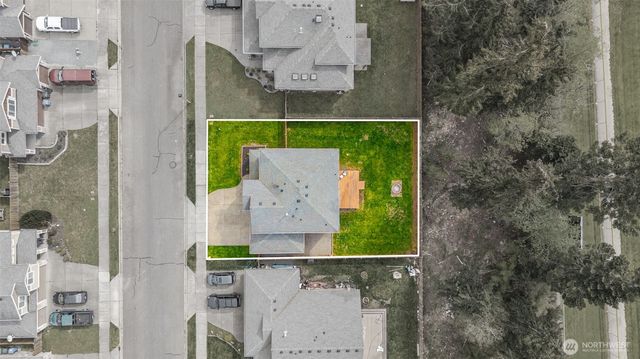 1077 NW Longview Drive, Oak Harbor, WA 98277