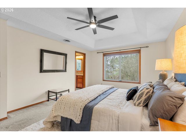 17580 Nw WOODMERE Ct, Beaverton, OR 97006