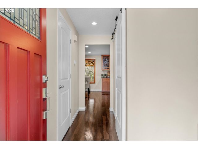 17580 Nw WOODMERE Ct, Beaverton, OR 97006