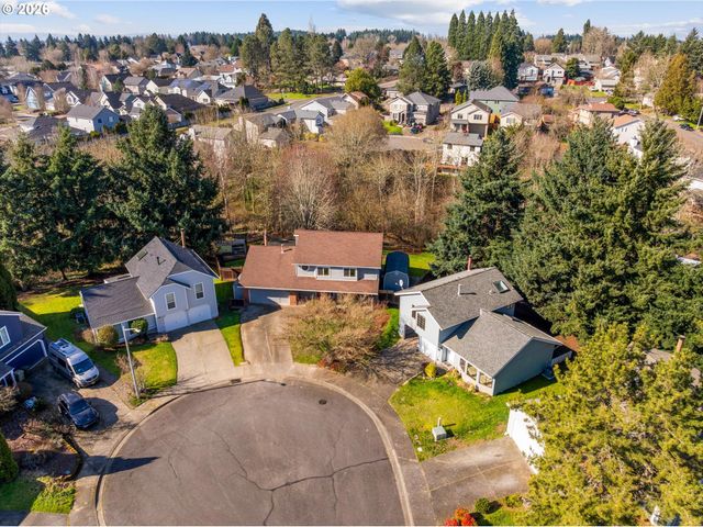17580 Nw WOODMERE Ct, Beaverton, OR 97006