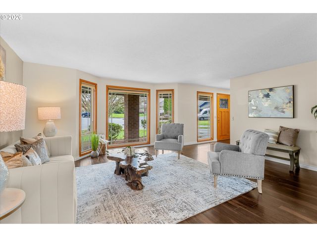 17580 Nw WOODMERE Ct, Beaverton, OR 97006