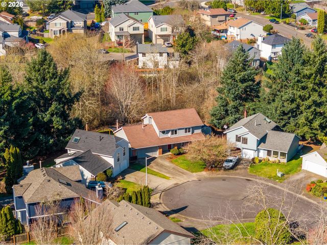 17580 Nw WOODMERE Ct, Beaverton, OR 97006