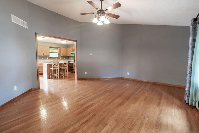 1302 LOOK OUT CT, Columbia, MO 65202