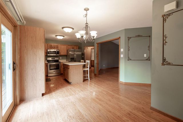 1302 LOOK OUT CT, Columbia, MO 65202