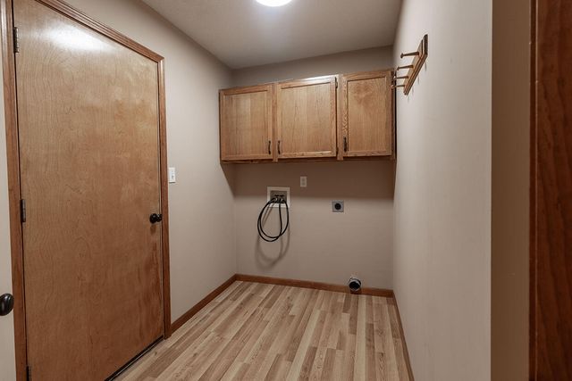 1302 LOOK OUT CT, Columbia, MO 65202