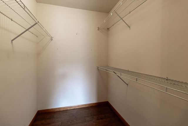 1302 LOOK OUT CT, Columbia, MO 65202