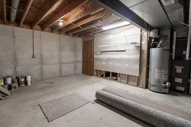 1302 LOOK OUT CT, Columbia, MO 65202