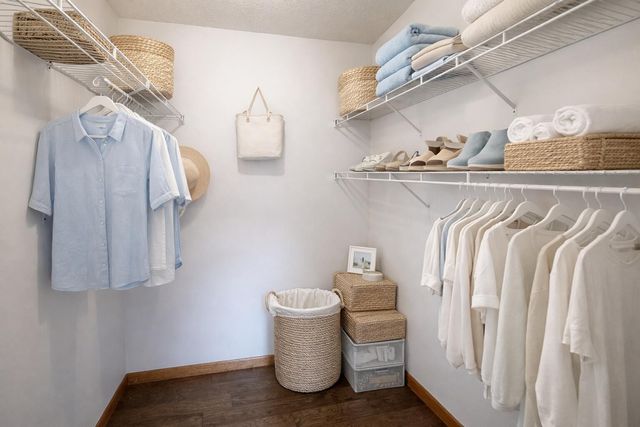 1302 LOOK OUT CT, Columbia, MO 65202