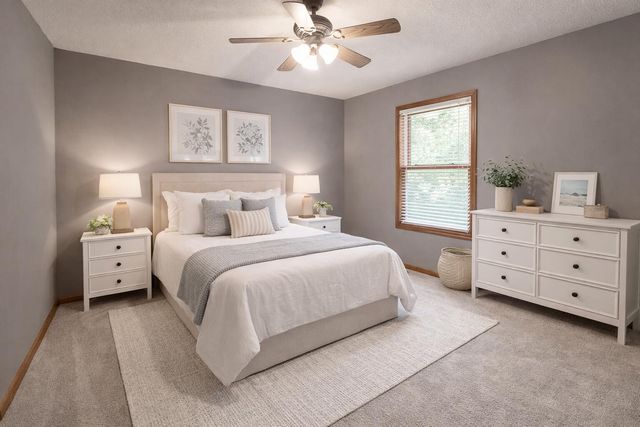 1302 LOOK OUT CT, Columbia, MO 65202