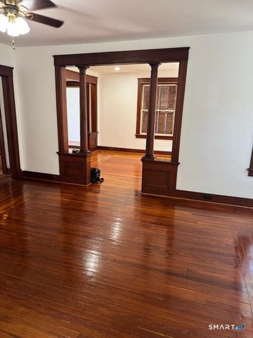 226 Broad Street, Meriden, CT 06450