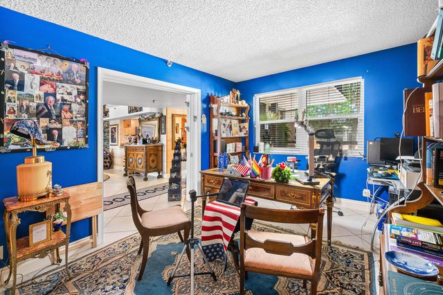 374 Golfview Road 205, North Palm Beach, FL 33408