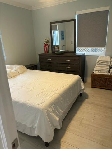 717 SE Se 2nd St Street, Deerfield Beach, FL 33441