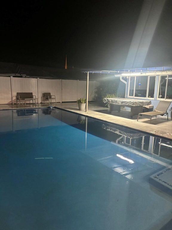 717 SE Se 2nd St Street, Deerfield Beach, FL 33441