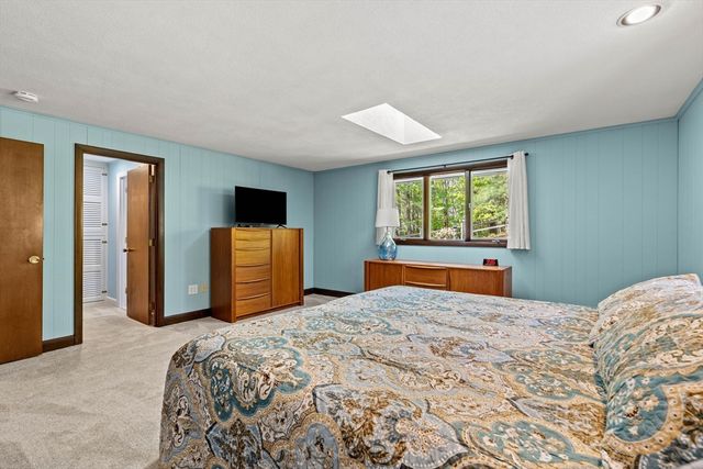 12 Howard Rd, Maynard, MA 01754
