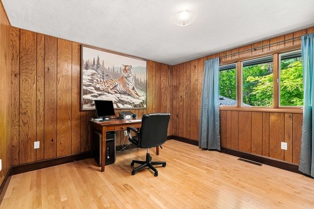 12 Howard Rd, Maynard, MA 01754