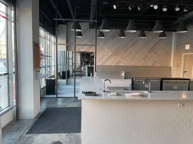 3600 N Halsted Street, Chicago, IL 60613