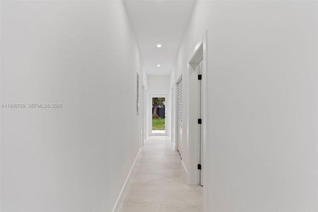 1305 Dunad Ave, Opa-locka, FL 33054