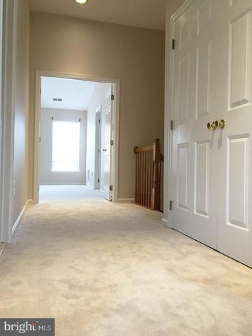 6264 SHACKELFORD TER, Alexandria, VA 22312