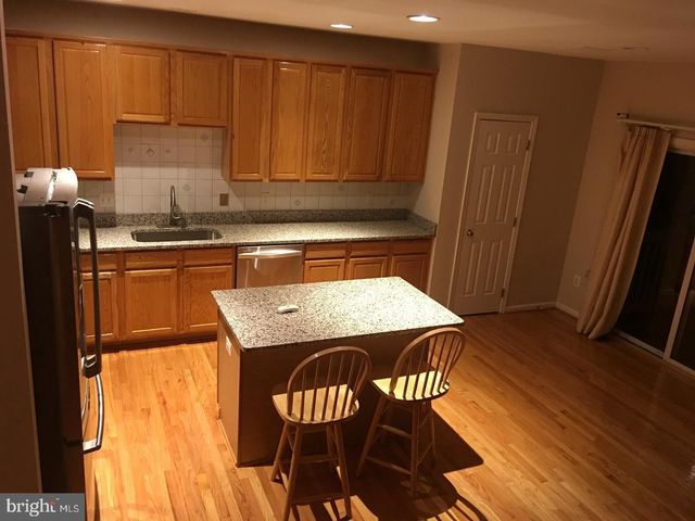 6264 SHACKELFORD TER, Alexandria, VA 22312