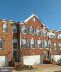6264 SHACKELFORD TER, Alexandria, VA 22312