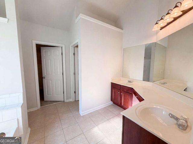 550 S Fortune Way, Dallas, GA 30157
