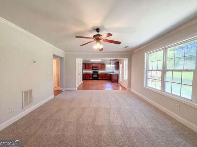 550 S Fortune Way, Dallas, GA 30157