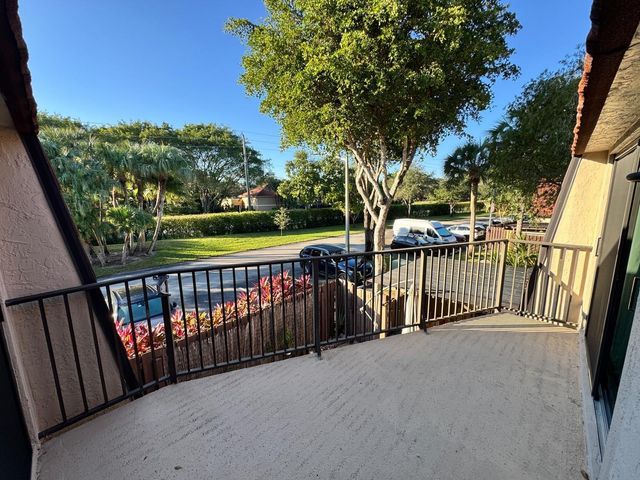 8535 Boca Rio Dr, Boca Raton, FL 33433