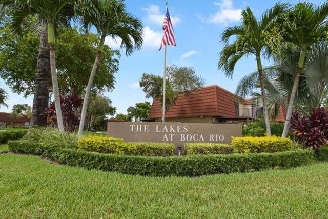 8535 Boca Rio Dr, Boca Raton, FL 33433