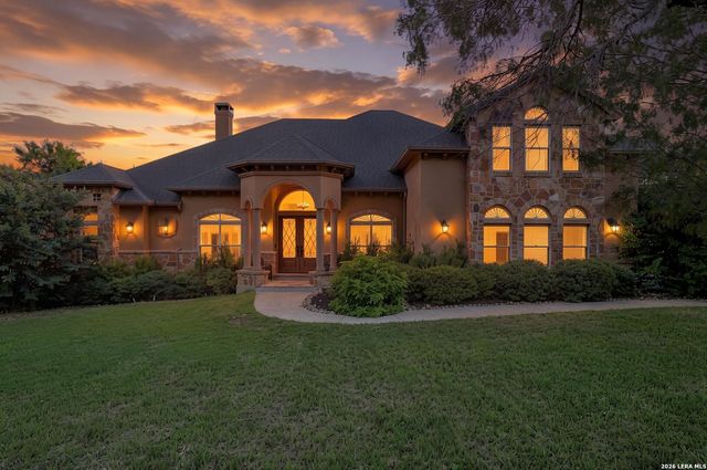 21411 Liguria Dr, Garden Ridge, TX 78266