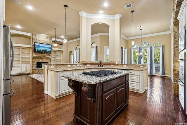 21411 Liguria Dr, Garden Ridge, TX 78266