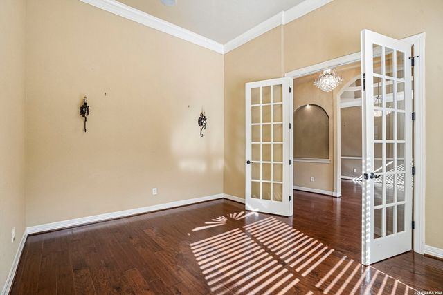 21411 Liguria Dr, Garden Ridge, TX 78266