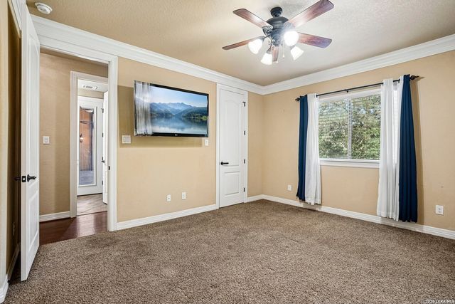 21411 Liguria Dr, Garden Ridge, TX 78266