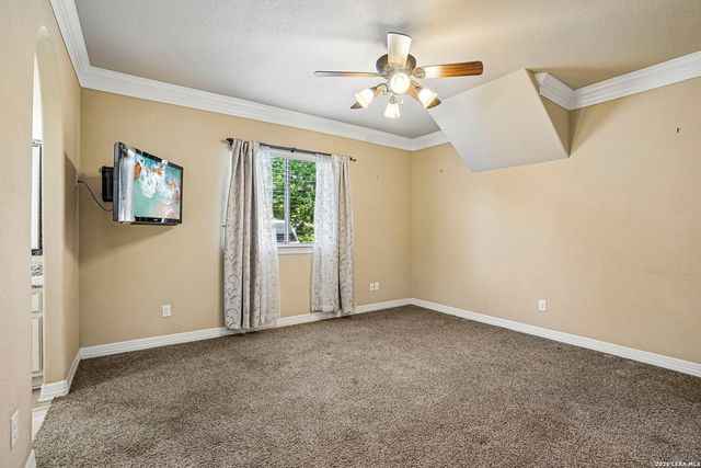 21411 Liguria Dr, Garden Ridge, TX 78266