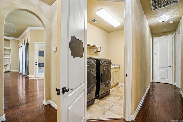 21411 Liguria Dr, Garden Ridge, TX 78266