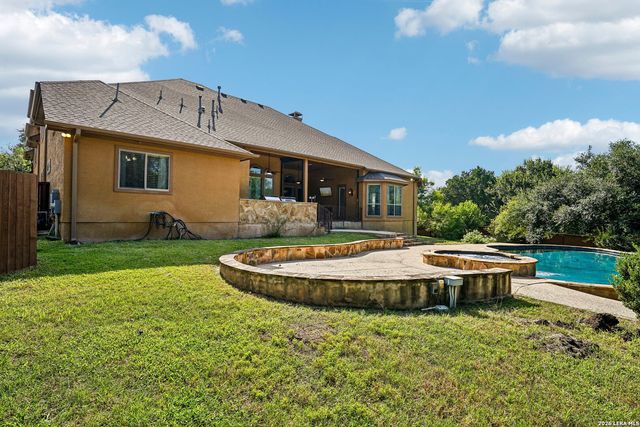 21411 Liguria Dr, Garden Ridge, TX 78266