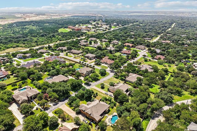 21411 Liguria Dr, Garden Ridge, TX 78266