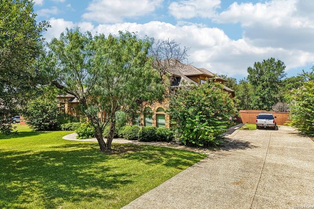 21411 Liguria Dr, Garden Ridge, TX 78266