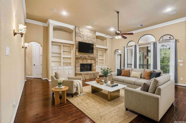 21411 Liguria Dr, Garden Ridge, TX 78266