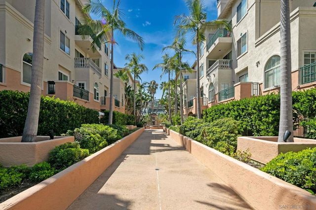 680 Camino De La Reina 2406, San Diego, CA 92108