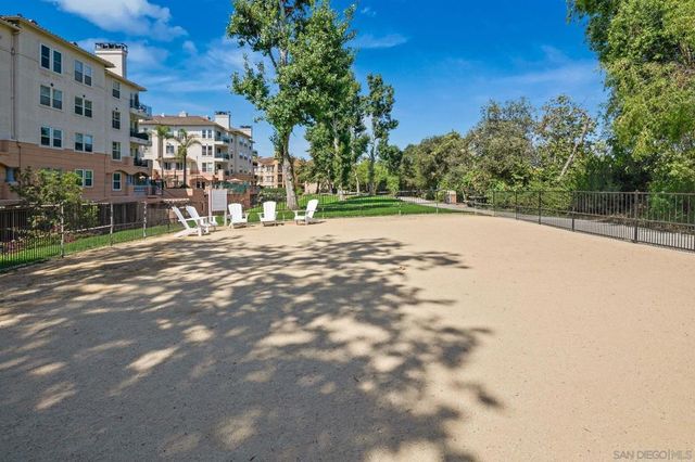 680 Camino De La Reina 2406, San Diego, CA 92108