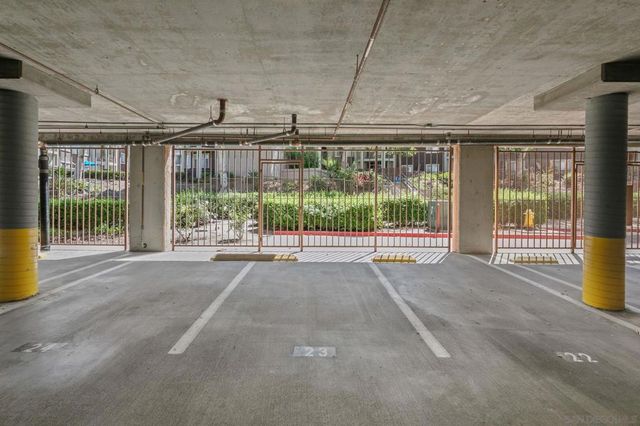 680 Camino De La Reina 2406, San Diego, CA 92108