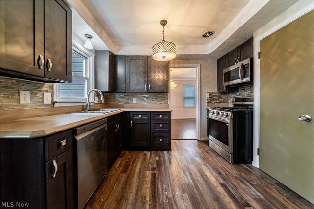 3625 Silsby Road, University Heights, OH 44118