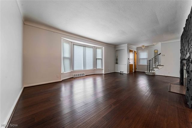 3625 Silsby Road, University Heights, OH 44118