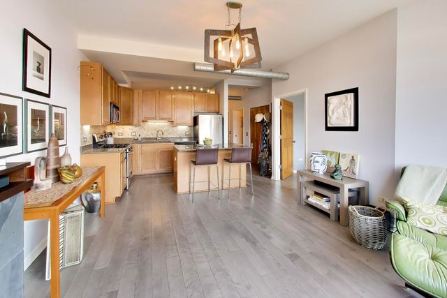 1200 W Monroe Street 510, Chicago, IL 60607