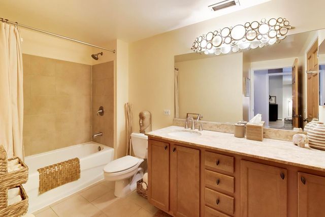 1200 W Monroe Street 510, Chicago, IL 60607